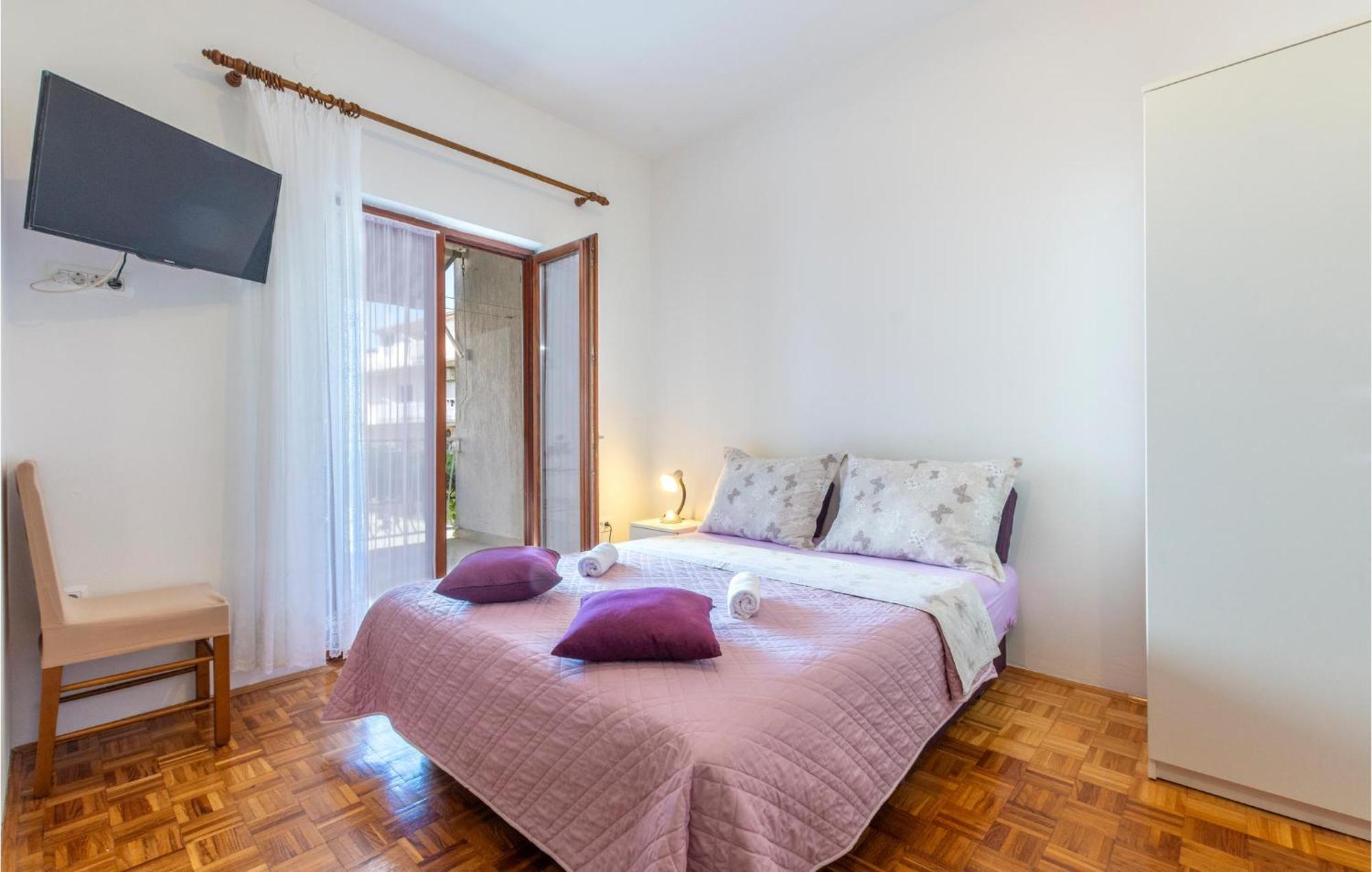 Lovely Apartment In Stobrec With Wifi Split Eksteriør bilde