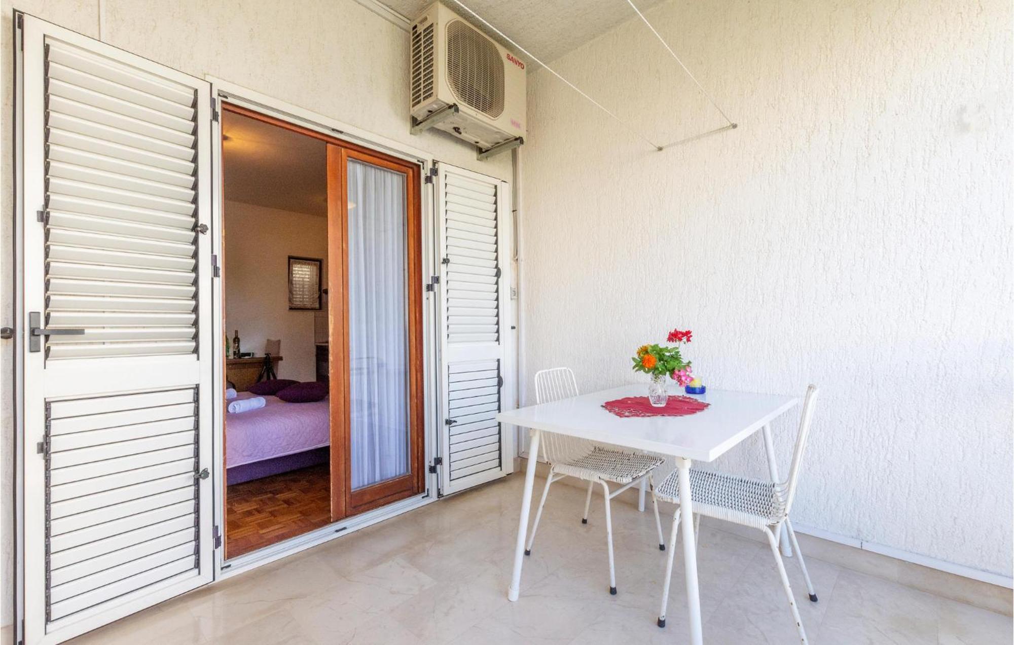 Lovely Apartment In Stobrec With Wifi Split Eksteriør bilde